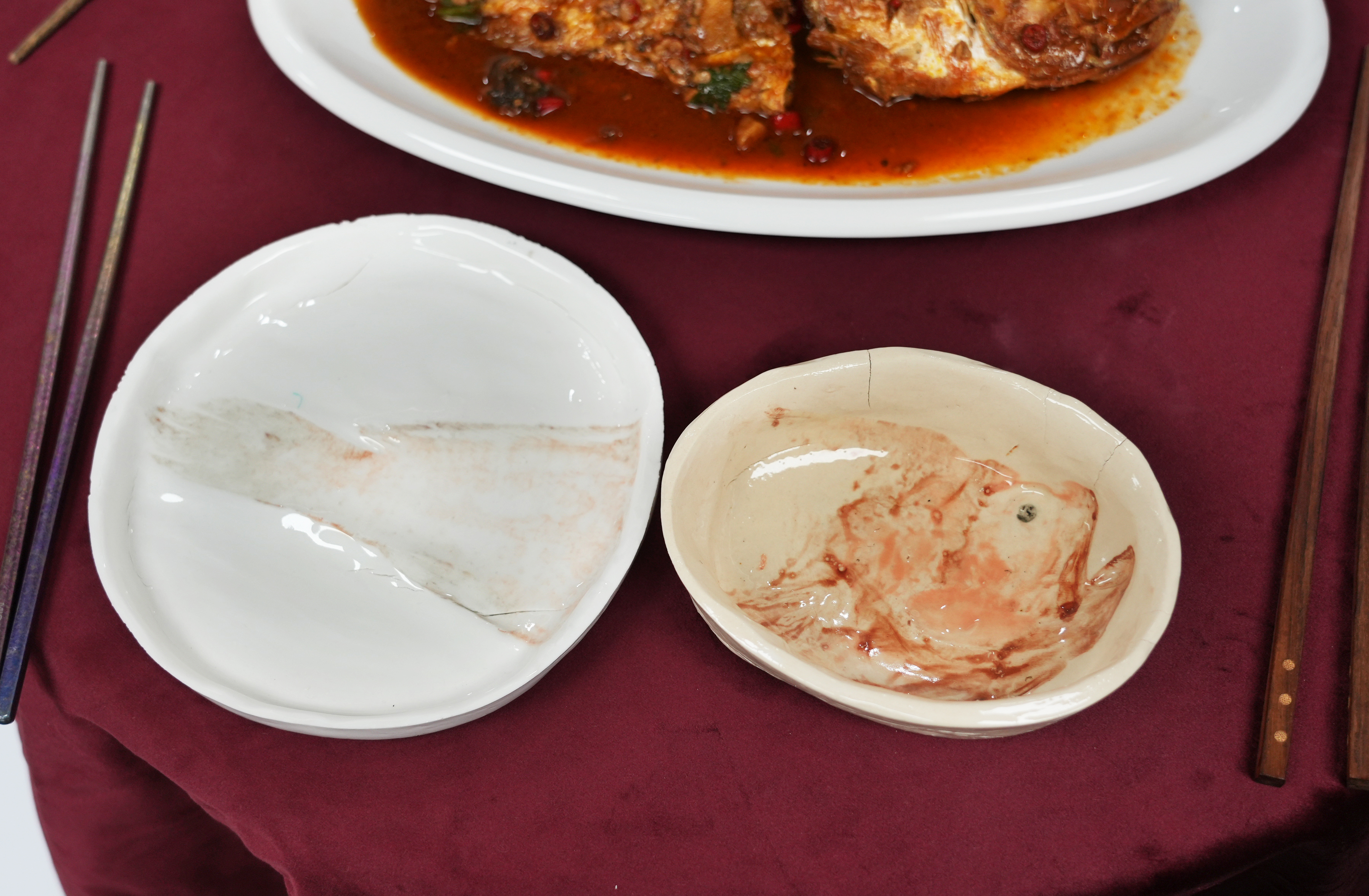 Detail of the printed plates and chopsticks